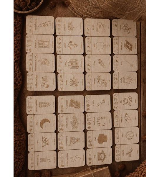 BolleTout houten kwartet 32 stuks - Sinterklaas thema - bordspel - kaartspel