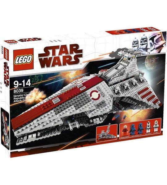 LEGO Star Wars Venator-class Republic Attack Cruiser - 8039